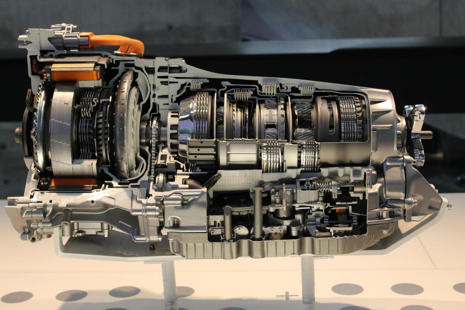Transmission and gearbox servicing